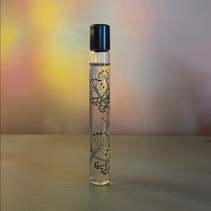 Satu Field of Freesia Scent